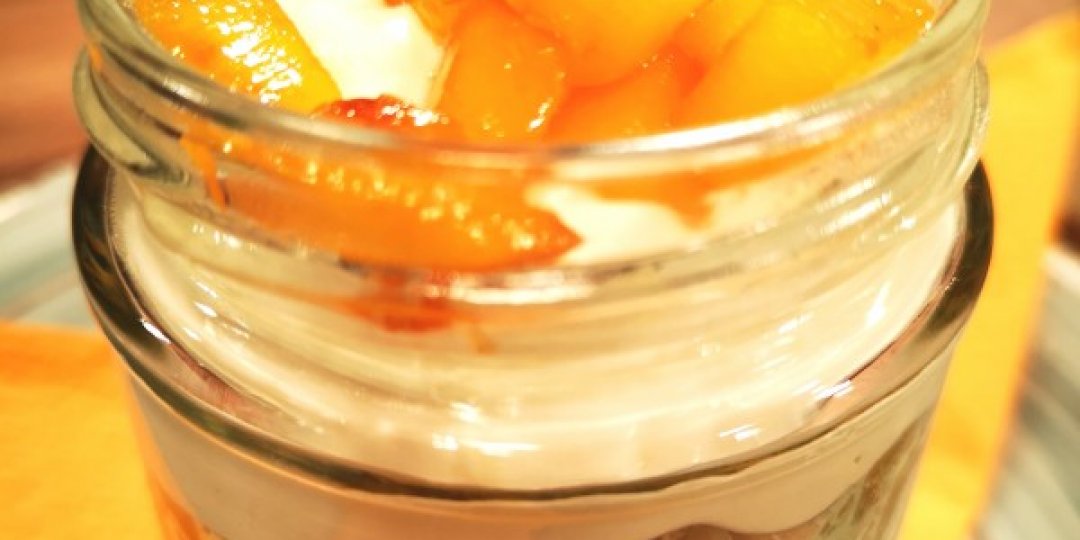 Ελαφρύ γλυκάκι με τυρί μασκαρπόνε και καραμελωμένο μάνγκο - Images