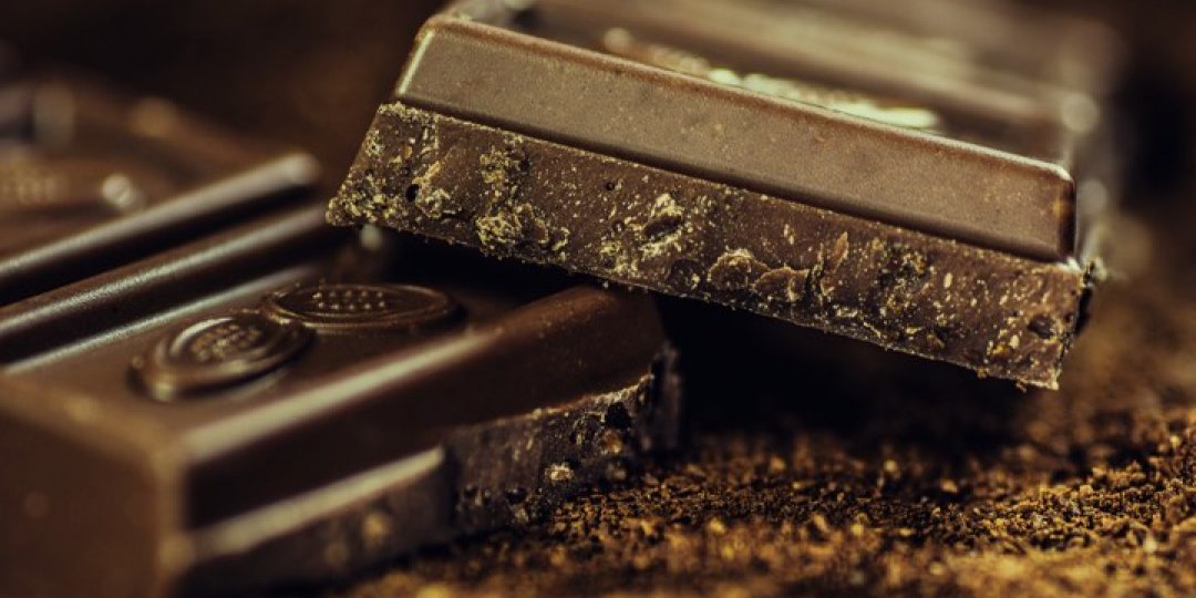 5 λόγοι για να εντάξεις τη μαύρη σοκολάτα στη διατροφή σου - Κεντρική Εικόνα