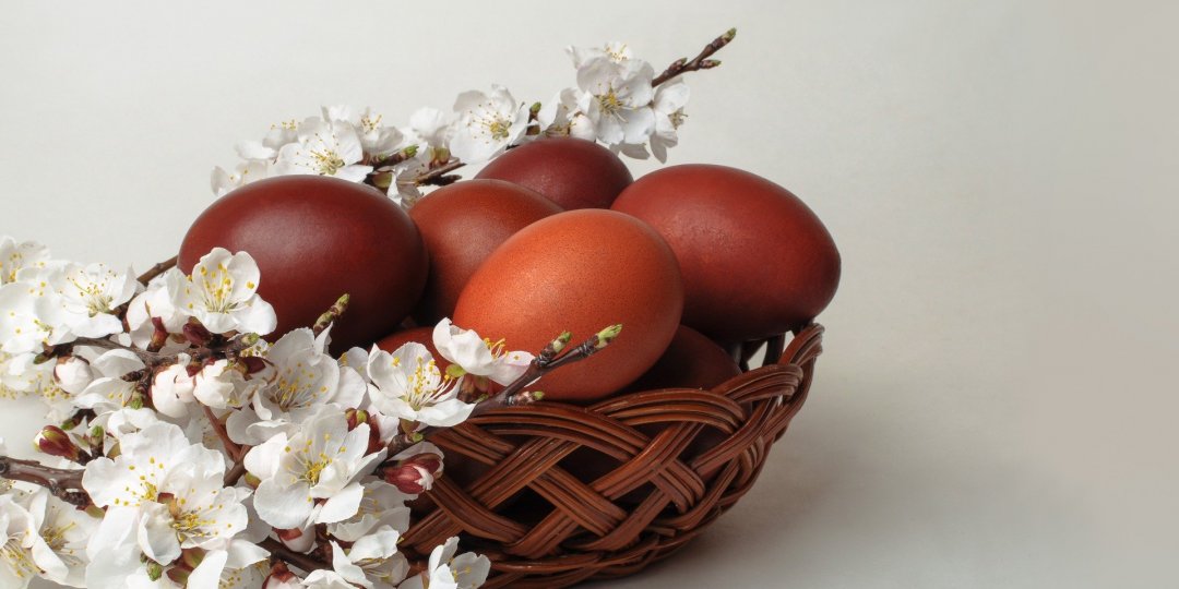 Γιατί βάφουμε κόκκινα τα αυγά τη Μεγάλη Πέμπτη - Κεντρική Εικόνα