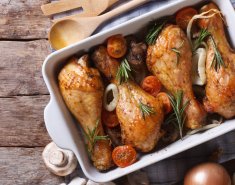 Κοτόπουλο στο φούρνο με σκόρδο και μανιτάρια  - Images