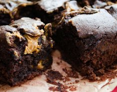 Brownies με μαγιονέζα και καρύδια   - Images