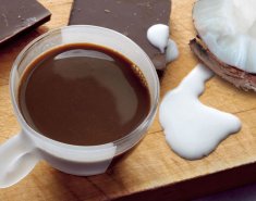 Ζεστή σοκολάτα με γάλα καρύδας   - Images