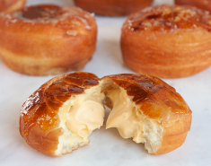 Donuts κρεμ μπρουλέ - Images